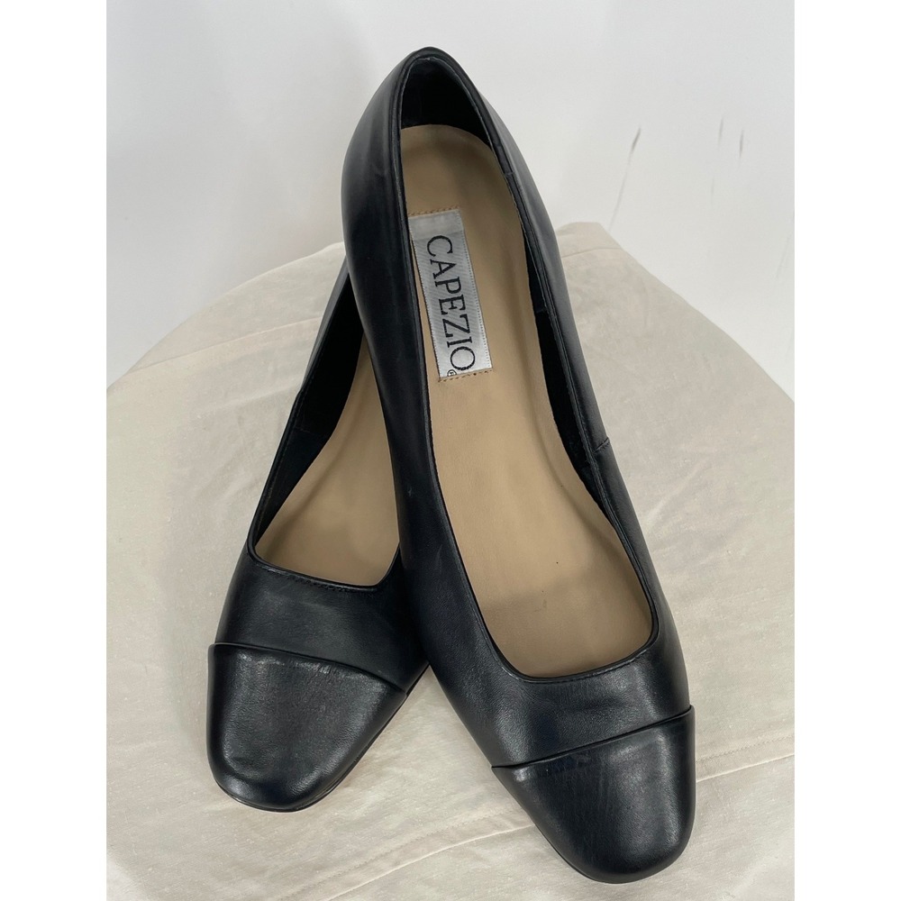 Capezio Womens Shoes 11M Pump Black Leather Cap Toe Low Block Heel